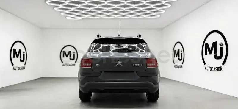 Usado Citroën C4 Feel 100 CV (73 kW) 2016 Negro Berlina