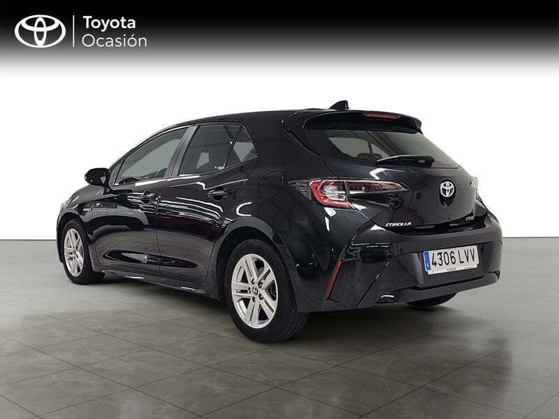 Usado Toyota Corolla Active 122 CV (89 kW) 2022 Negro