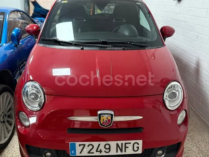 Usado Abarth 500 135 CV (99 kW) 2014 Rojo Utilitario