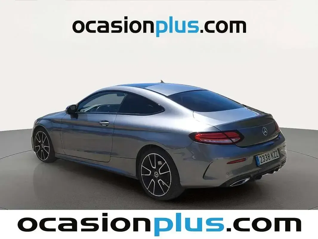 Usado Mercedes C220 194 CV (142 kW) 2019 Gris Coupe