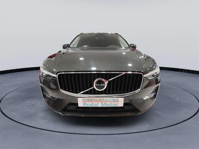 Usado Volvo XC60 Momentum 197 CV (144 kW) 2021 Verde SUV