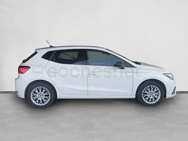 Usado Seat Ibiza XCELLENCE 116 CV (85 kW) 2025 Blanco Utilitario