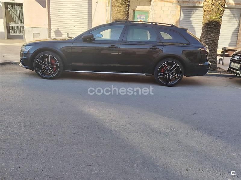 Usado Audi A6 Allroad 313 CV (230 kW) 2013 Negro Familiar