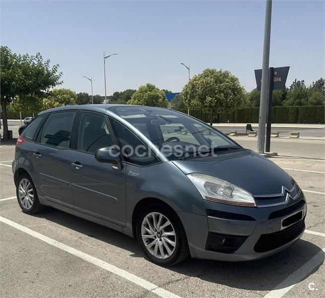 Gris / plata Usado 2009 Citroën C4 Picasso Exclusive Monovolumen | 3500 € (Buen precio) - Imagen 1/4