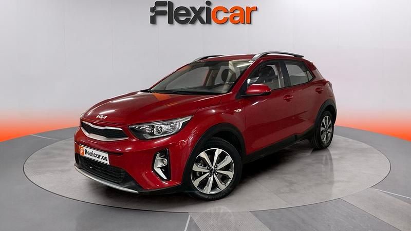 Usado Kia Stonic 84 CV (61 kW) 2023 Rojo SUV