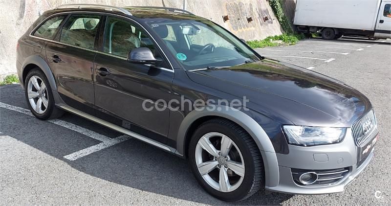 Usado Audi A4 Allroad 190 CV (139 kW) 2015 Gris / plata Familiar