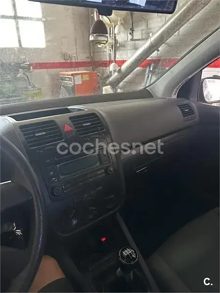 Usado VW Golf IV Highline 105 CV (77 kW) 2004 Negro Berlina