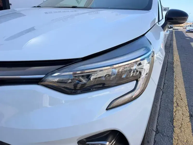 Usado Renault Clio V Esprit Alpine 143 CV (105 kW) 2023 Blanco Berlina