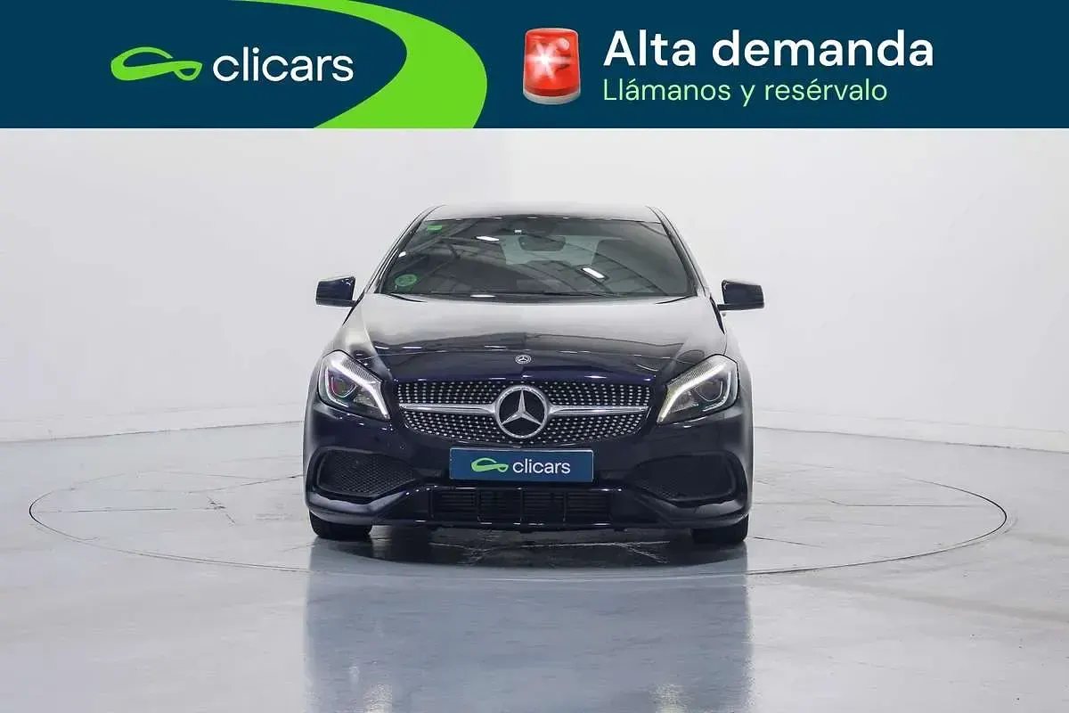 Usado Mercedes A200 136 CV (100 kW) 2018 Negro Utilitario