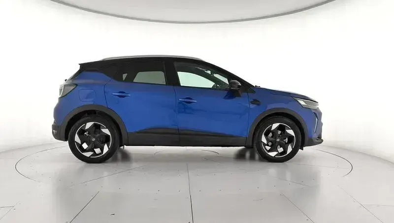 Usado Renault Captur Techno 100 CV (73 kW) 2025 Azul SUV