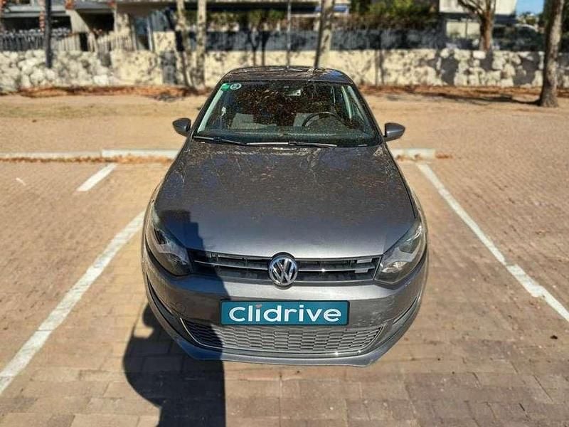 Usado VW Polo Advance 95 CV (69 kW) 2009 Gris Utilitario