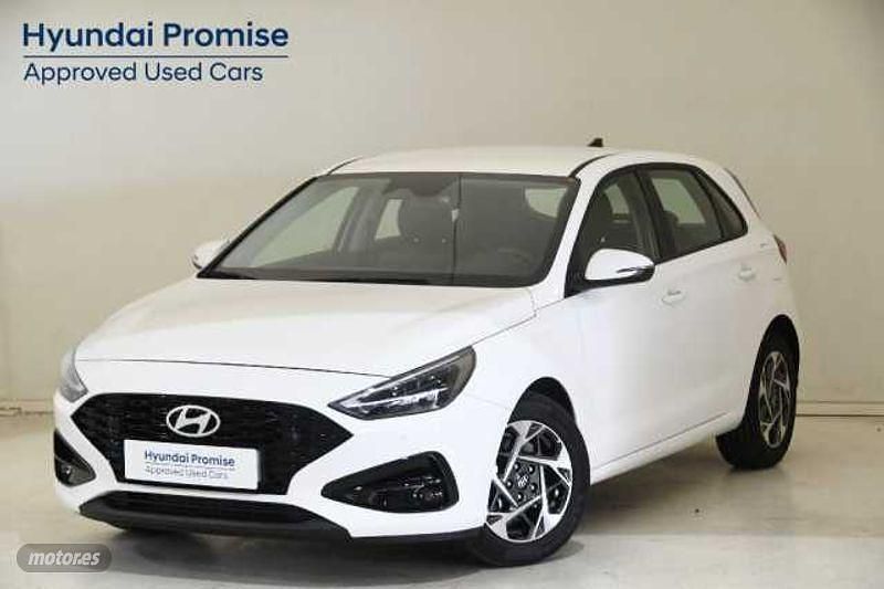 Atlas white Usado 2024 Hyundai i30 | 21.880 € (Precio justo) - Imagen 1/4