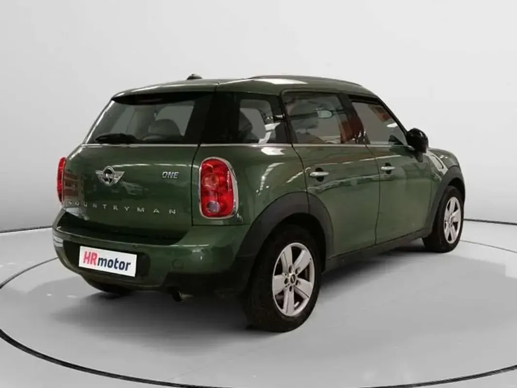 Usado Mini One Countryman 98 CV (72 kW) 2016 Verde SUV