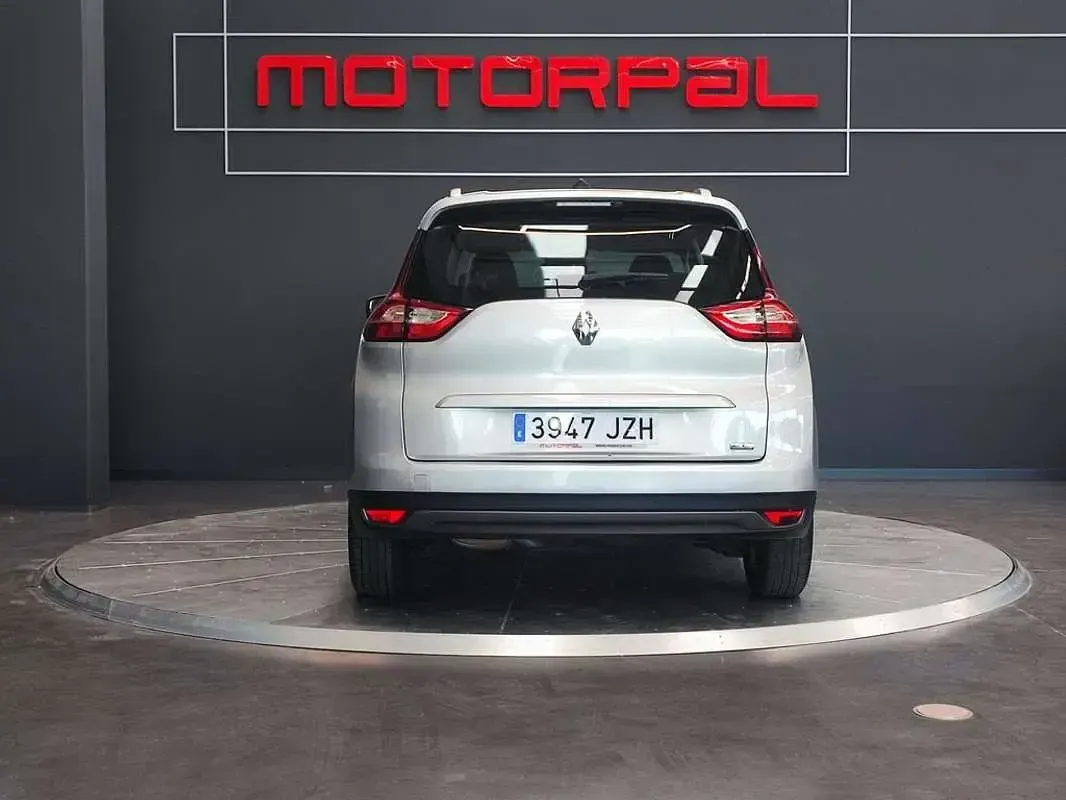 Usado Renault Scénic IV Intens 109 CV (80 kW) 2017 Gris Monovolumen