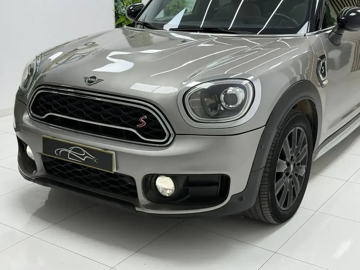 Usado Mini Cooper SD Countryman 190 CV (139 kW) 2018 Gris SUV
