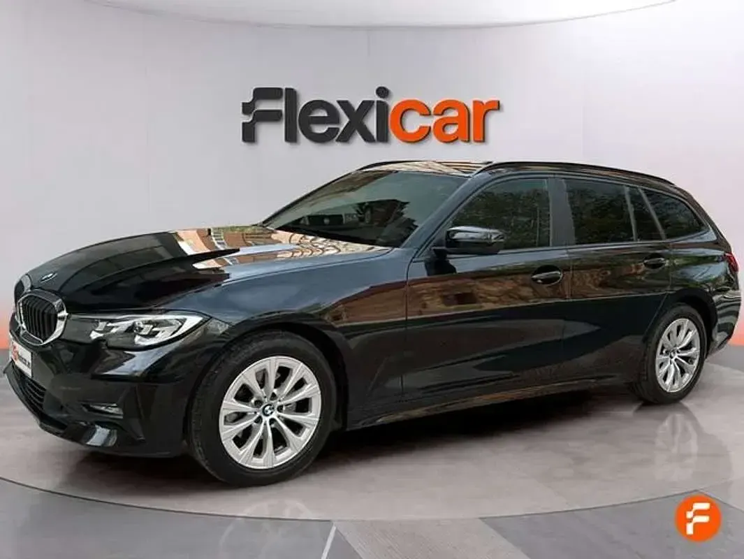 Usado BMW 320 190 CV (139 kW) 2021 Negro Familiar