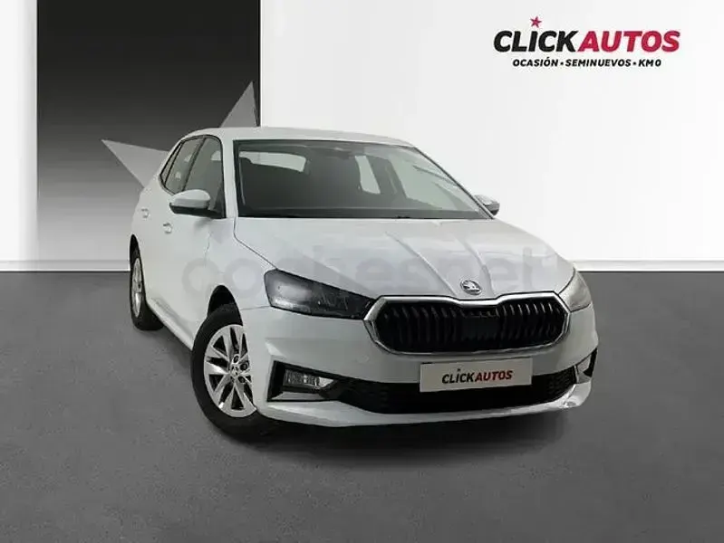 Usado Skoda Fabia Ambition 95 CV (69 kW) 2024 Blanco Utilitario
