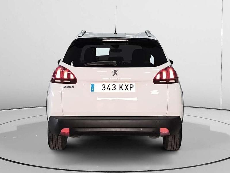 Usado Peugeot 2008 Signature Sky 83 CV (61 kW) 2019 Blanco SUV