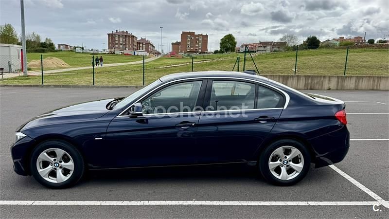 Usado BMW 320 Luxury Line 184 CV (135 kW) 2012 Azul Berlina