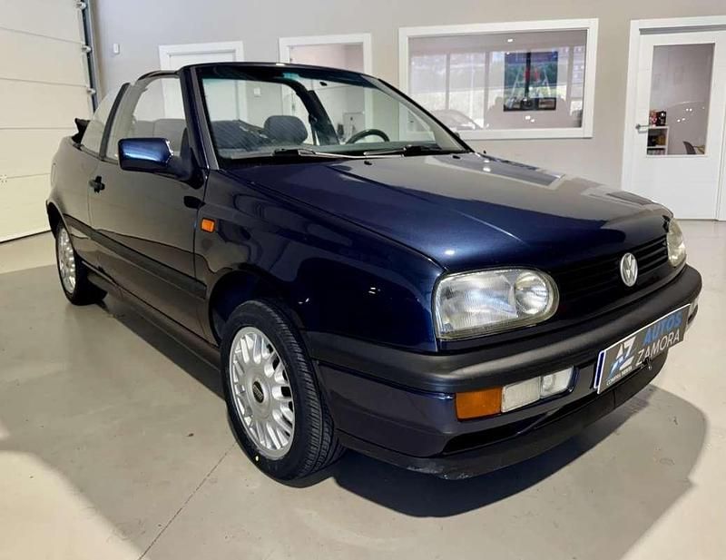 Usado VW Golf Cabriolet 75 CV (55 kW) 1994 Azul Descapotable