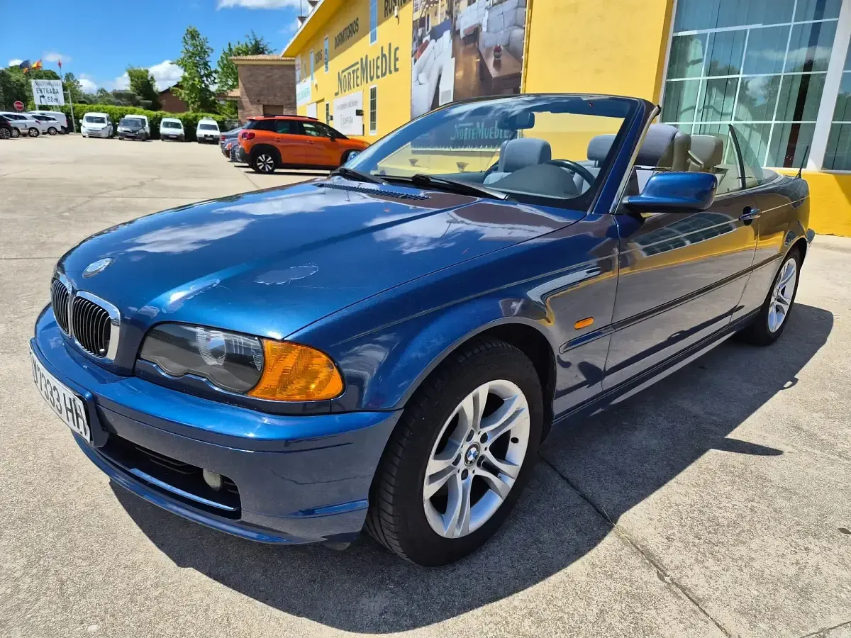 Usado BMW 323 Compact 170 CV (125 kW) 2001 Azul Utilitario