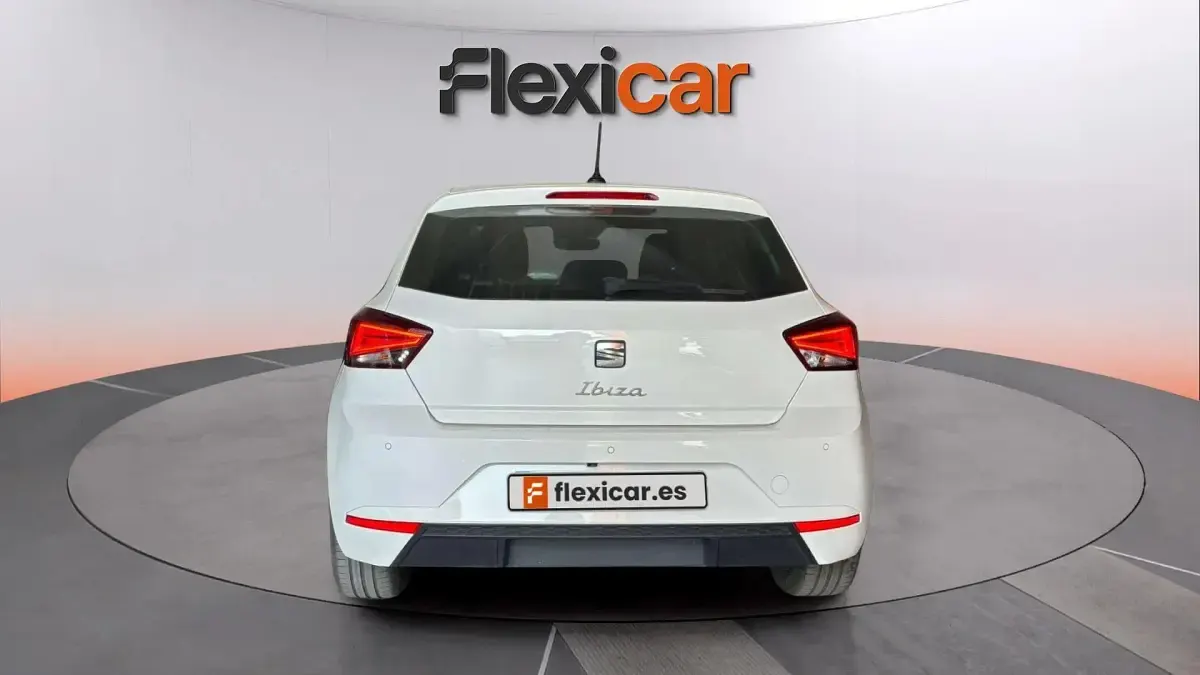 Usado Seat Ibiza 116 CV (85 kW) 2024 Blanco Utilitario