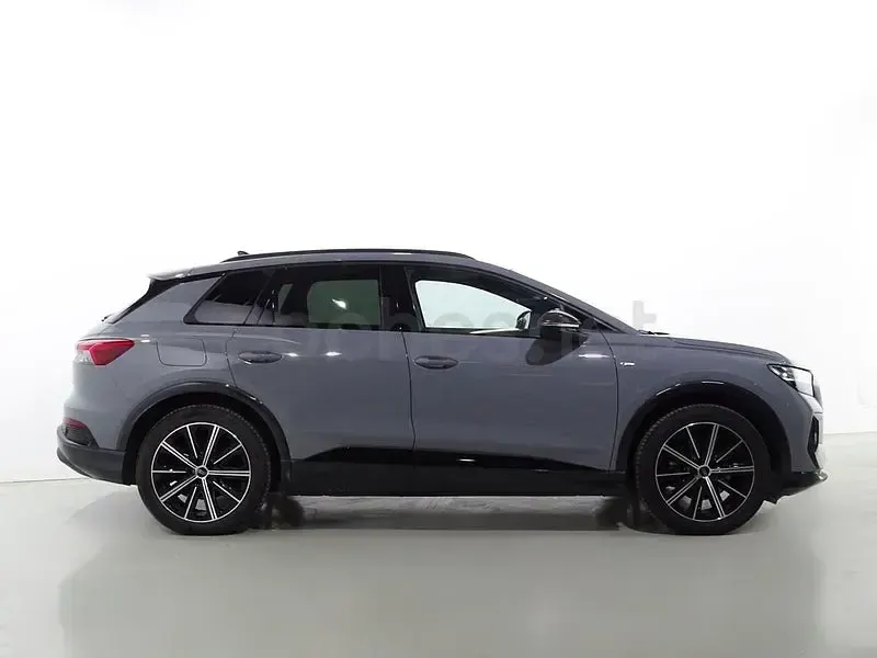 Usado Audi Q4 e-tron S-Line 125 kW (170 CV) 2024 Eléctrico SUV