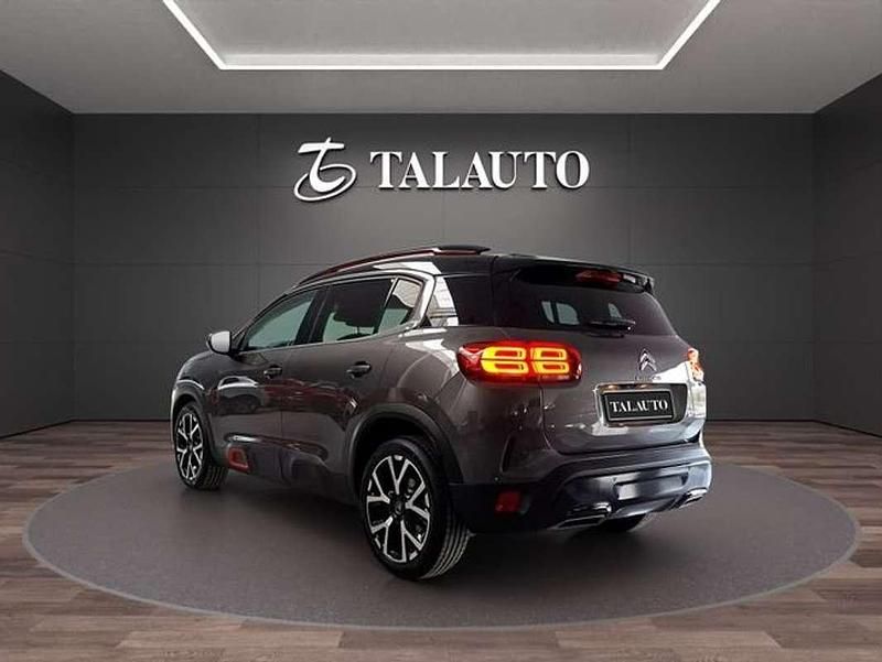 Usado Citroën C5 Aircross Comfort 177 CV (130 kW) 2019 Gris SUV