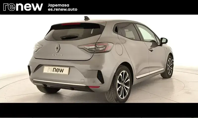 Begagnad Renault Clio V Techno 145 HK (106 kW) 2025 Grå Sedan