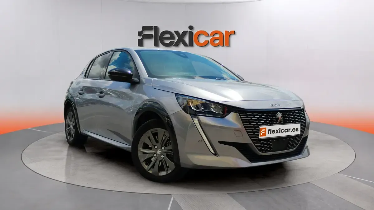 Usado Peugeot e-208 Allure 100 kW (136 CV) 2023 Utilitario