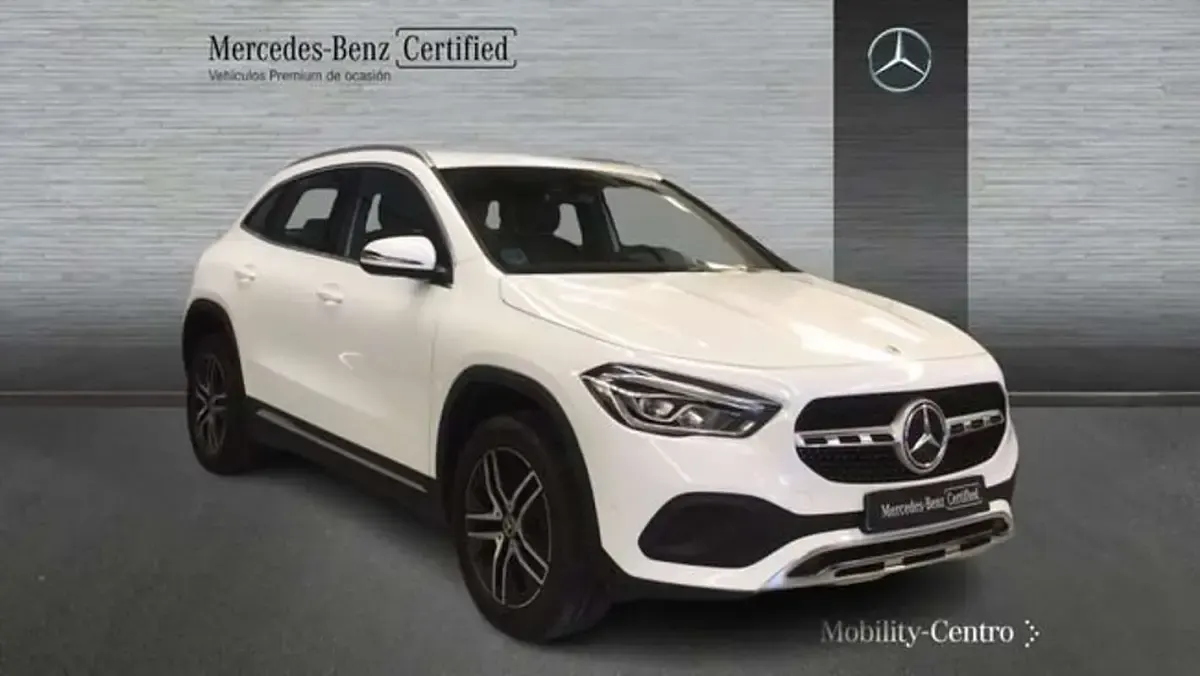 Usado Mercedes GLA200 150 CV (110 kW) 2023 Blanco SUV