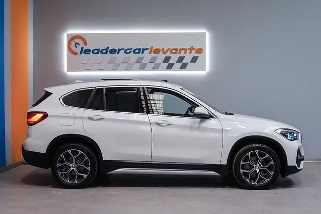 Usado BMW X1 Comfort Edition 151 CV (111 kW) 2020 Blanco SUV