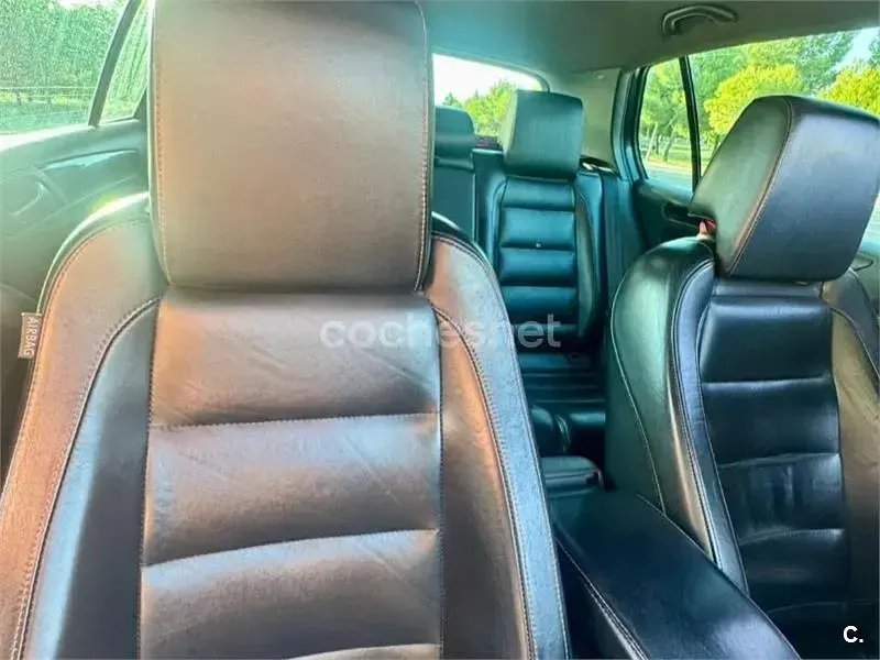 Usado VW Golf VI GTI 210 CV (154 kW) 2009 Gris / plata Utilitario