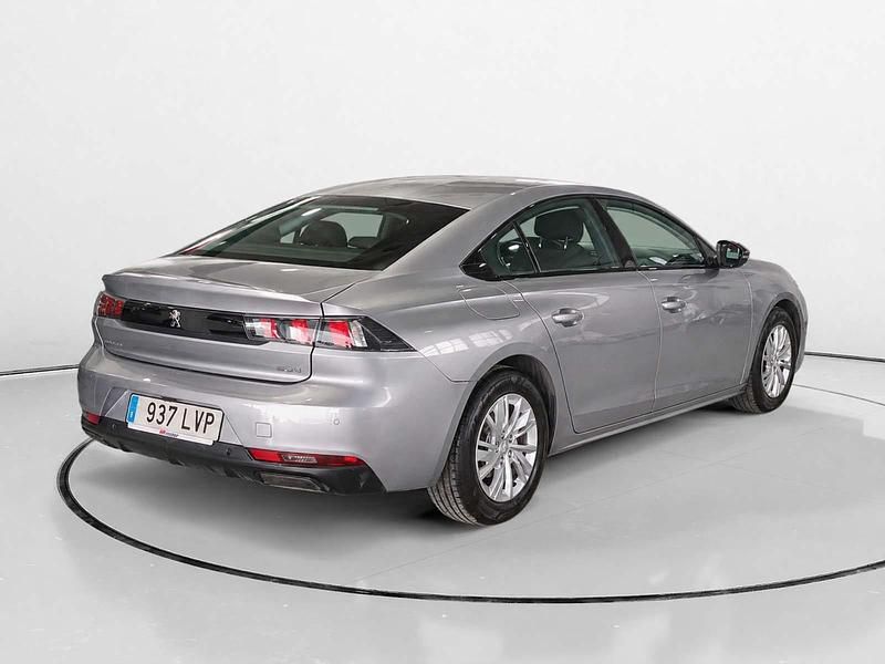 Usado Peugeot 508 Active 131 CV (96 kW) 2021 Gris Berlina
