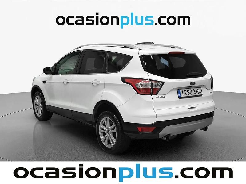 Usado Ford Kuga Trend+ 120 HP (88 kW) 2018 Branco SUV