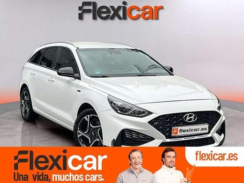 Blanco Usado 2023 Hyundai i30 N Line Berlina | 16.790 € (Precio justo) - Imagen 1/4