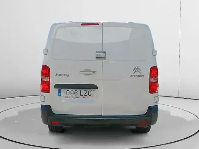 Usado Citroën Jumpy 102 CV (75 kW) 2021 Blanco Monovolumen