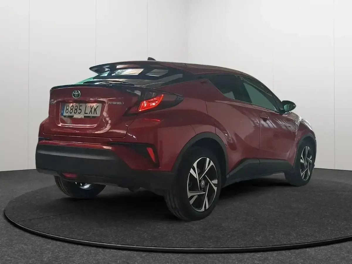Usado Toyota C-HR Advance 122 CV (89 kW) 2022 Rojo SUV