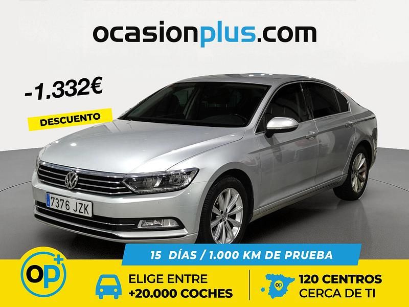 Usado VW Passat Advance 150 CV (110 kW) 2017 Gris Berlina