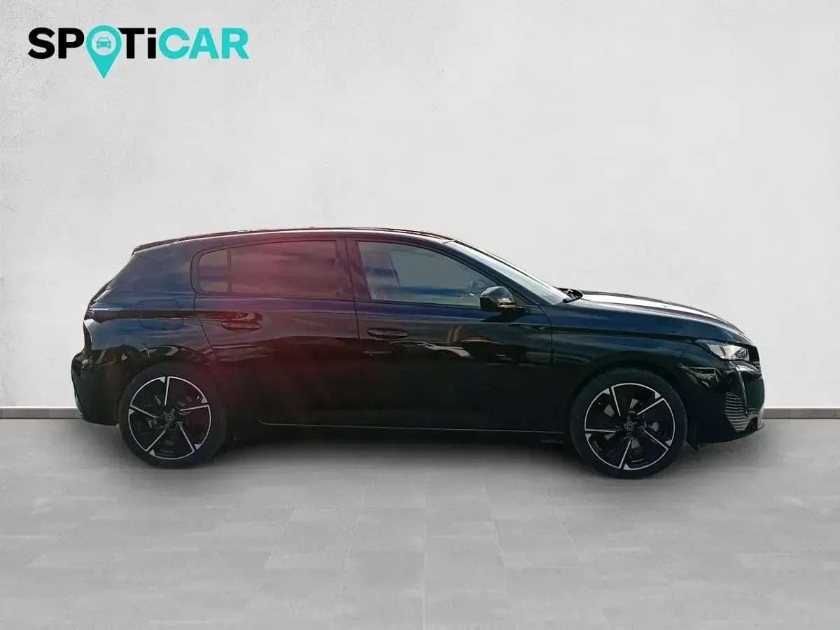 Usado Peugeot e-308 Allure 114 kW (156 CV) 2024 Negro Utilitario