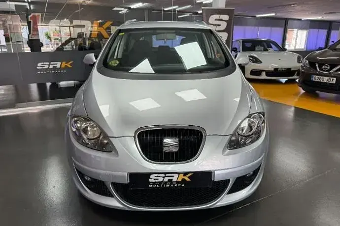 Usado Seat Altea XL Reference 105 CV (77 kW) 2008 Monovolumen