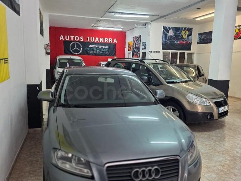Usado Audi A3 Ambition 125 CV (91 kW) 2010 Gris / plata Utilitario