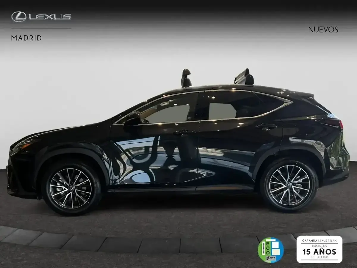 Nuevo Lexus NX450h+ 306 CV (225 kW) 2025 Verde SUV