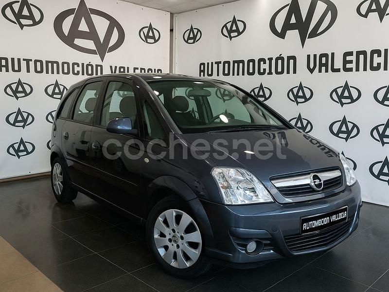 Gris / plata Usado 2008 Opel Meriva Cosmo Monovolumen | 4999 € (Caro) - Imagen 1/4