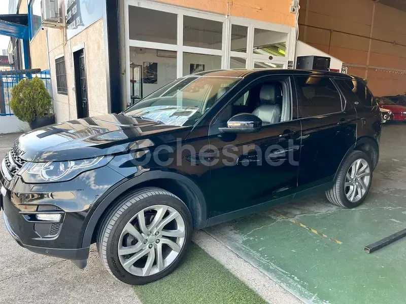 Usado Land Rover Discovery Sport HSE Luxury 150 CV (110 kW) 2016 Negro SUV