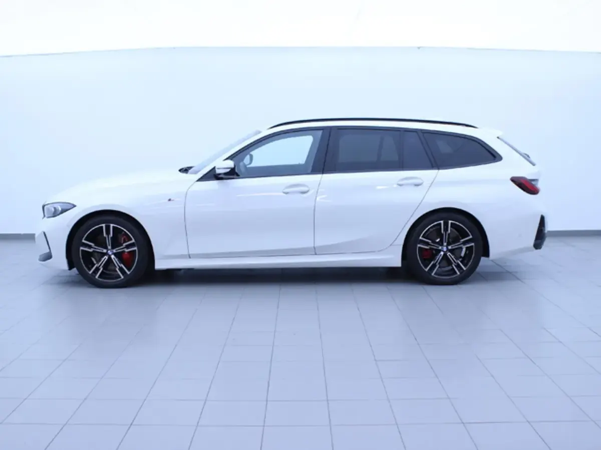 Usado BMW 320 Comfort Edition 190 CV (139 kW) 2025 Blanco Familiar