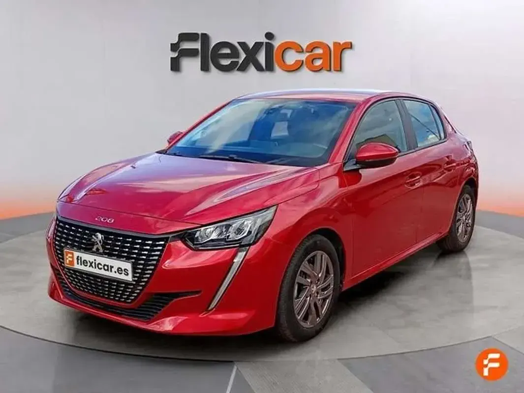 Usado Peugeot 208 Active 101 CV (74 kW) 2021 Rojo Utilitario