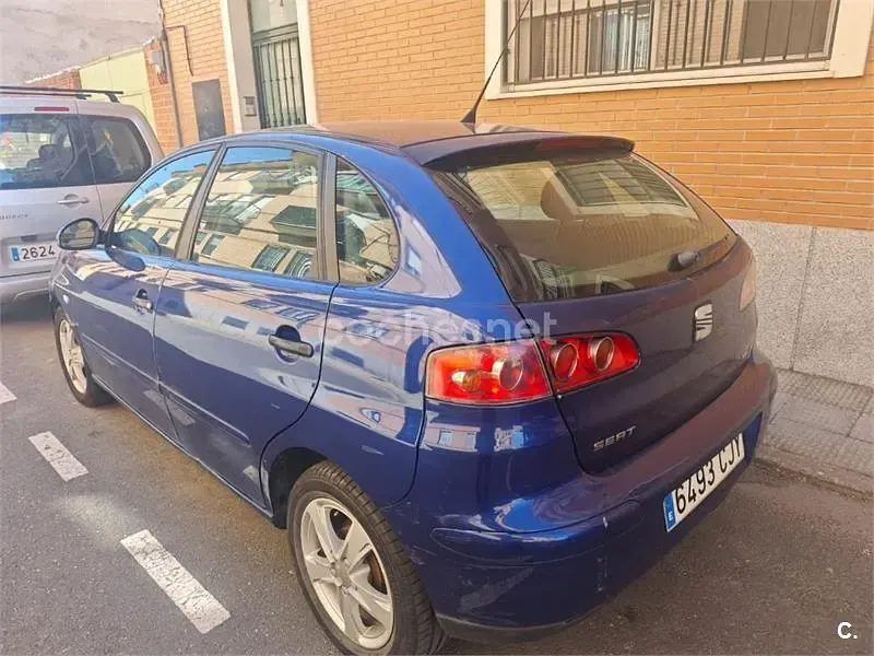 Usado Seat Ibiza Stella 64 CV (47 kW) 2003 Azul Utilitario