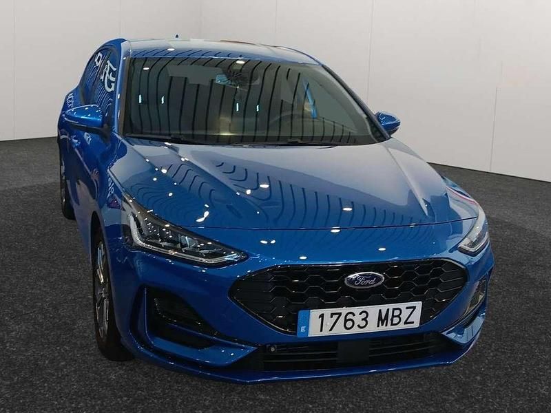 Usado Ford Focus ST-Line 125 CV (91 kW) 2022 Azul Familiar