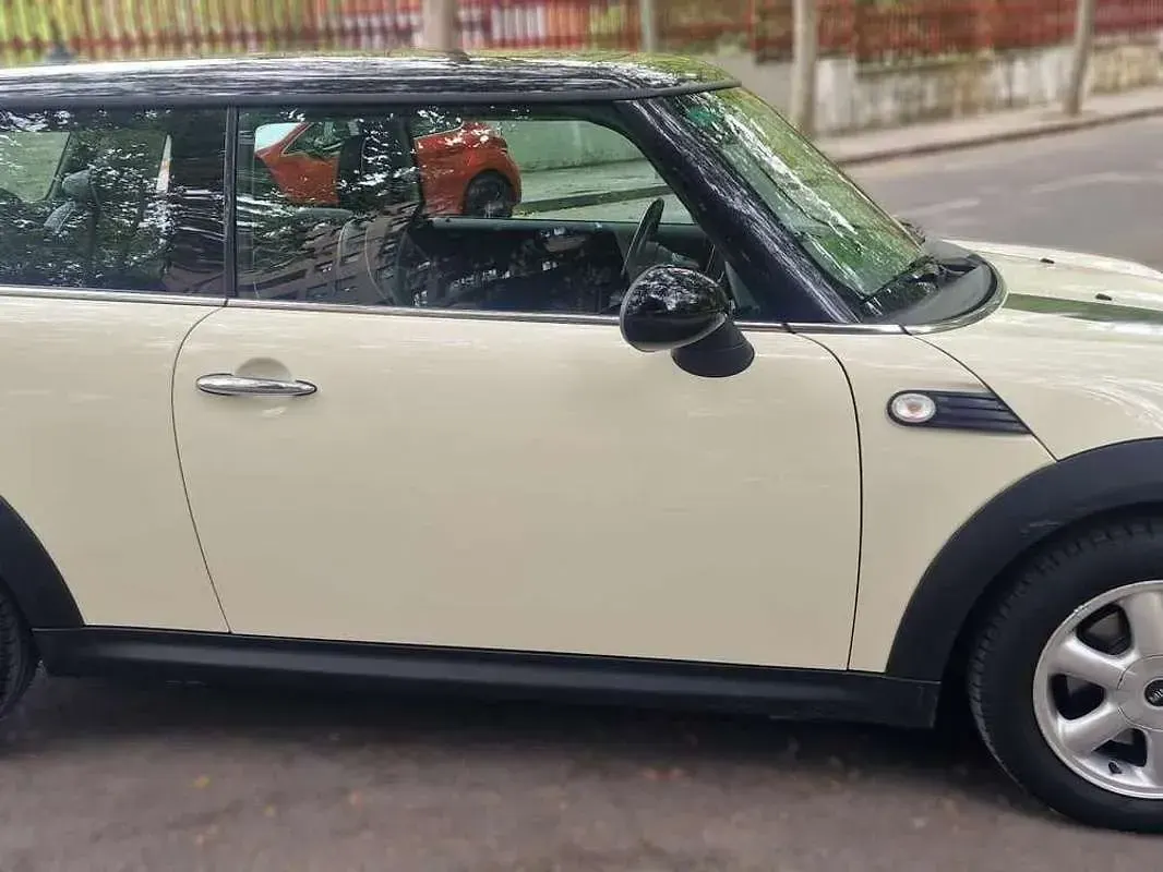 Usado Mini Cooper 122 CV (89 kW) 2009 Blanco Utilitario